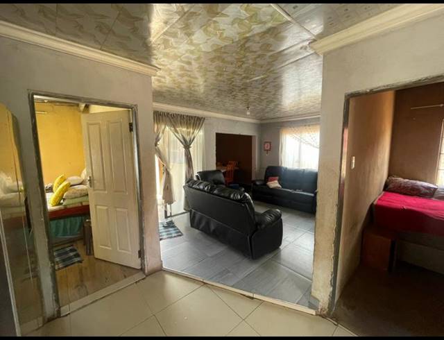 3 BEDROOM HOUSE FOR SALE IN DOORNKOP